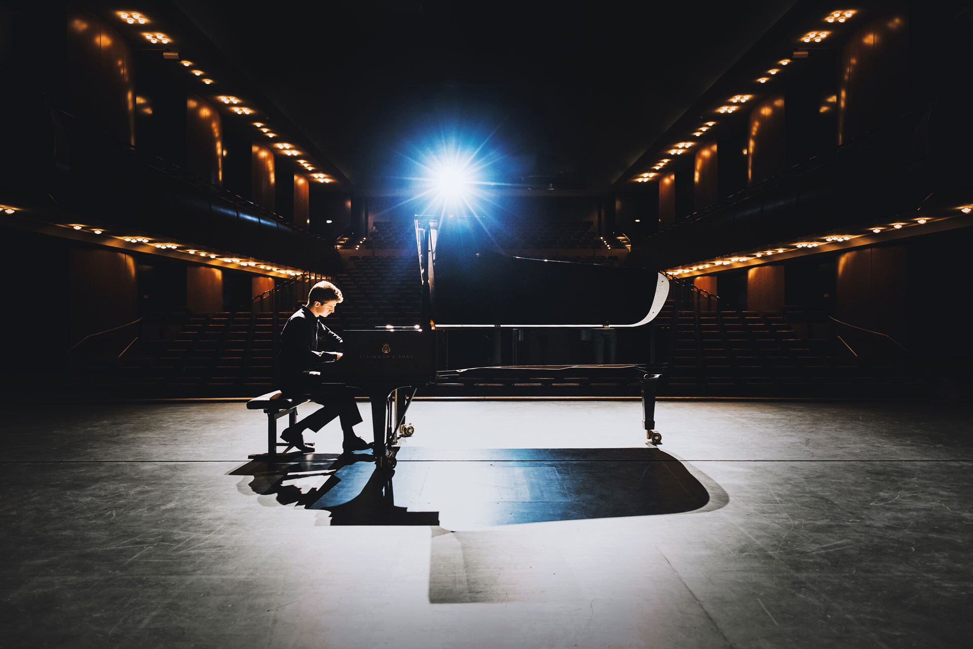 © Henning Ross | Sony Classical alexander-krichel_-pressefoto7-2015-henning-ross-sony-classical