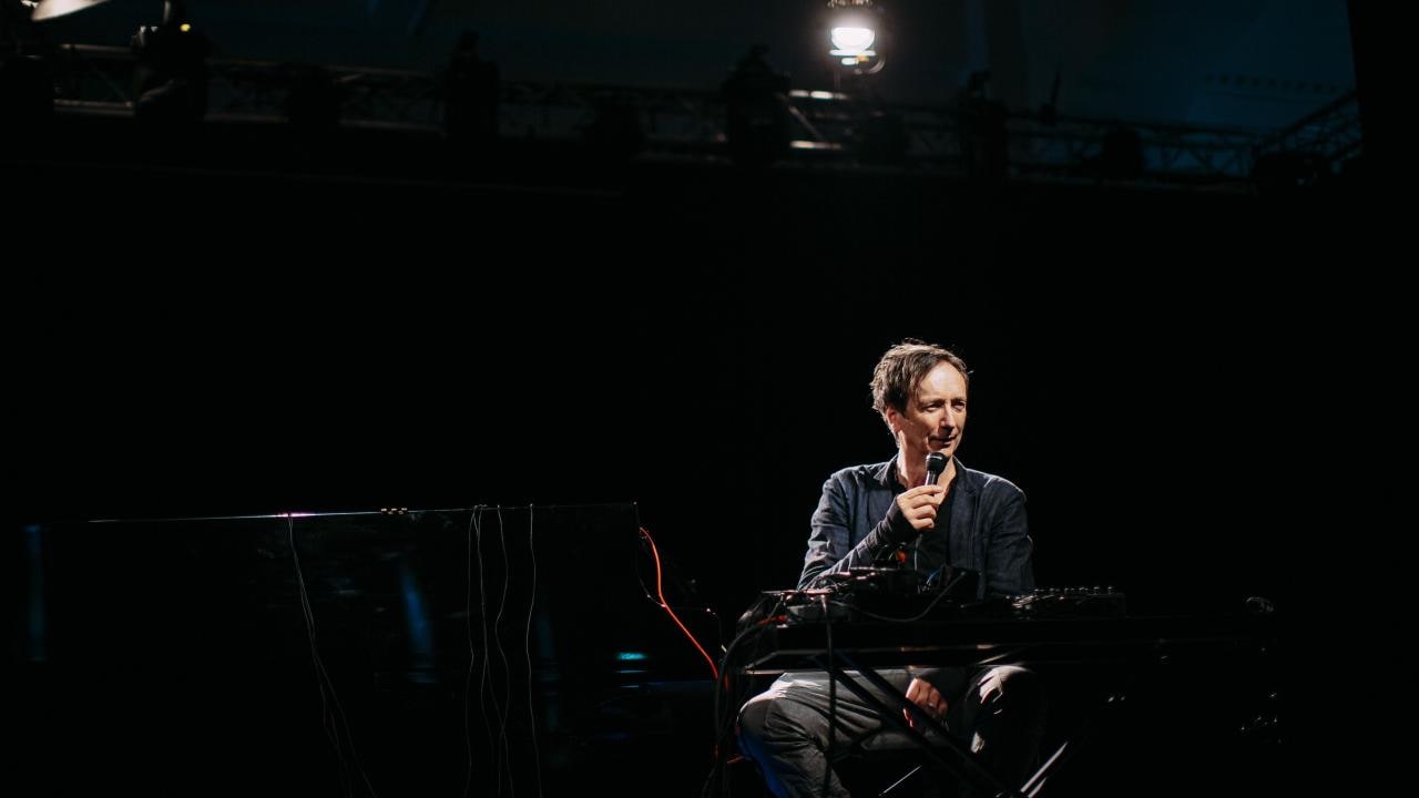 Hauschka Performance