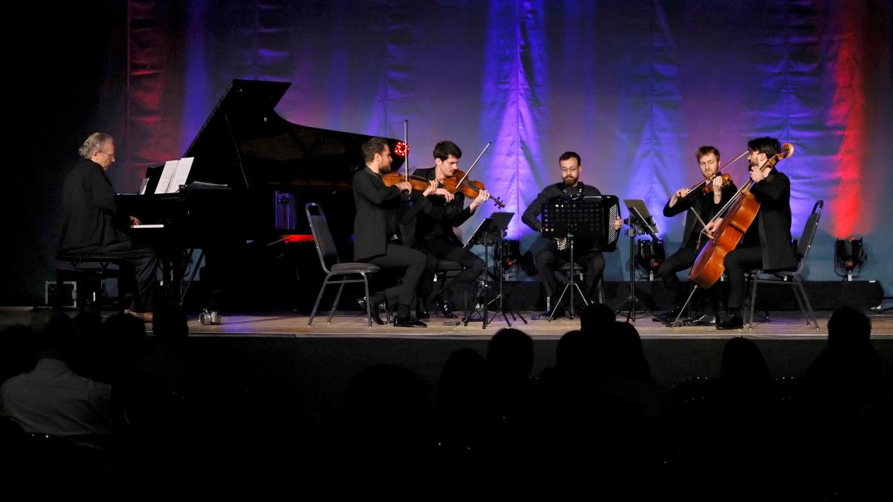 Uri Caine & Friends Performance