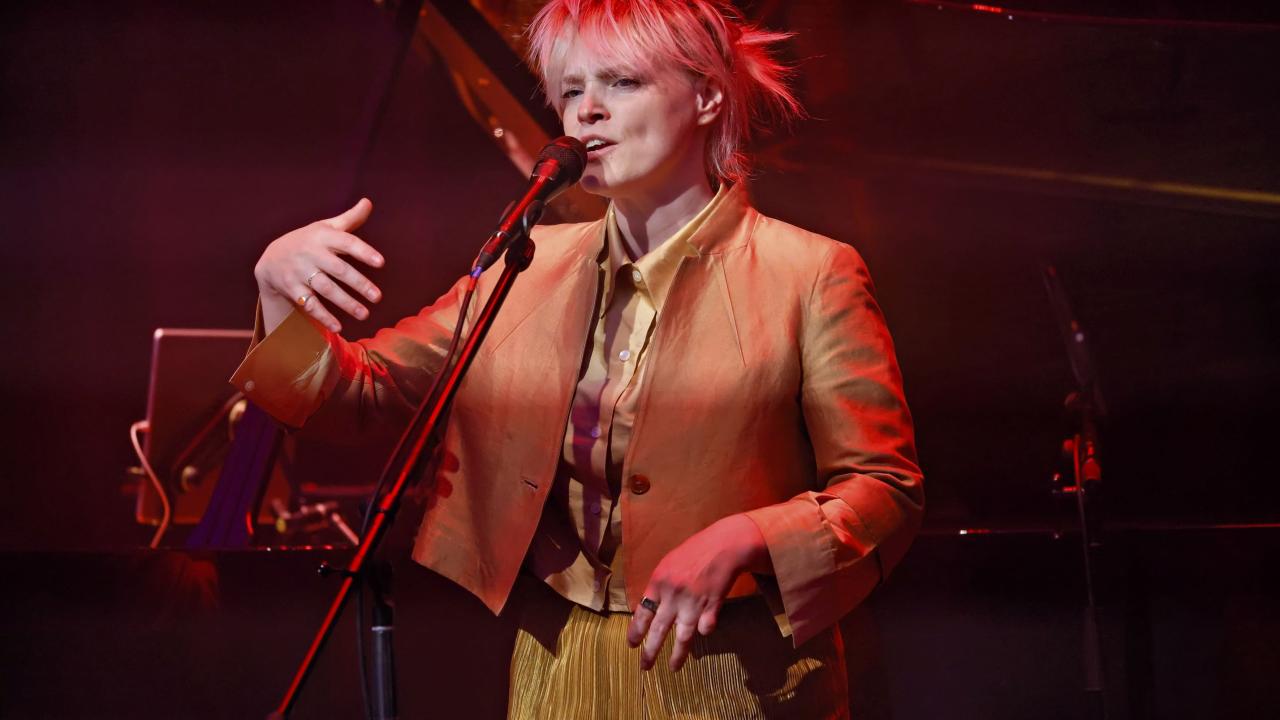 Wallis Bird & Spark Performance